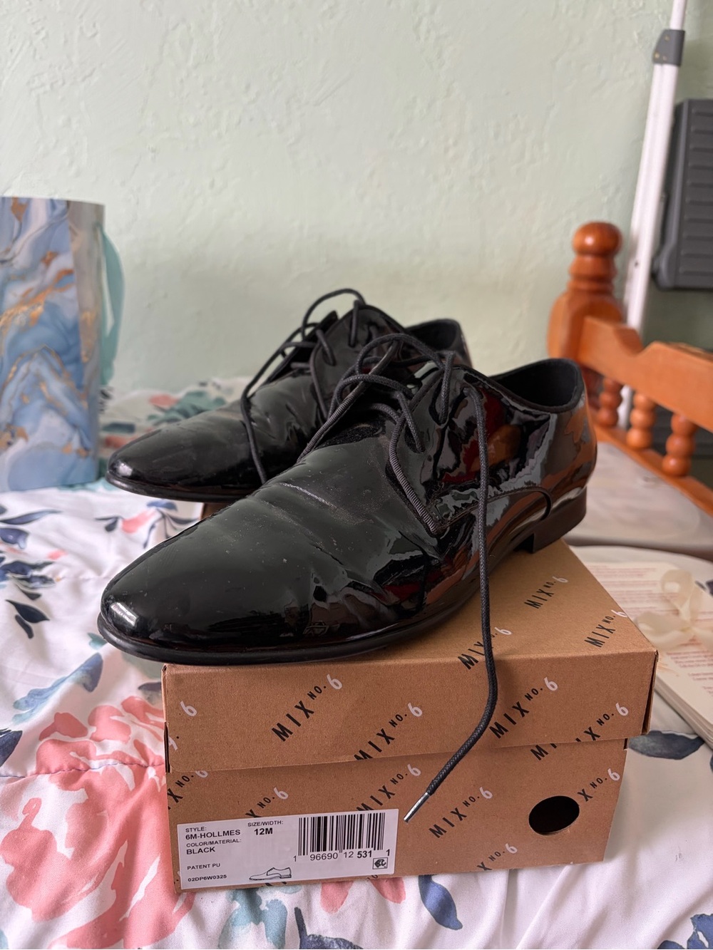 Mix No. 6 Black Patent Leather Lace-Up Oxfords